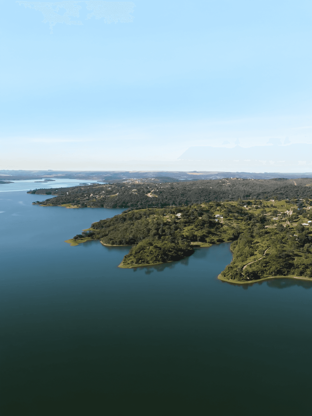 Lago e natureza em Goiânia